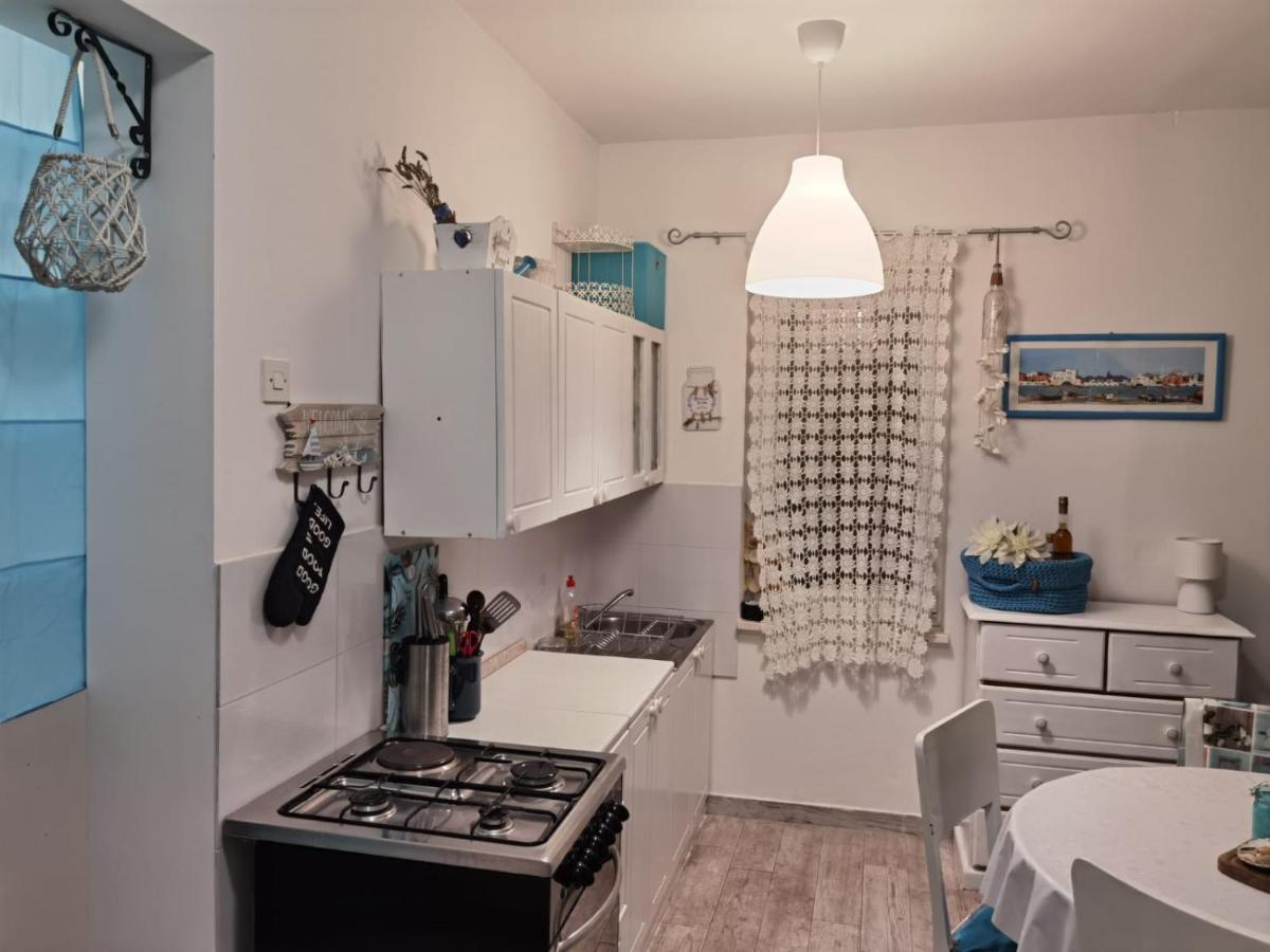 Apartment Lili Lukovo Exteriör bild